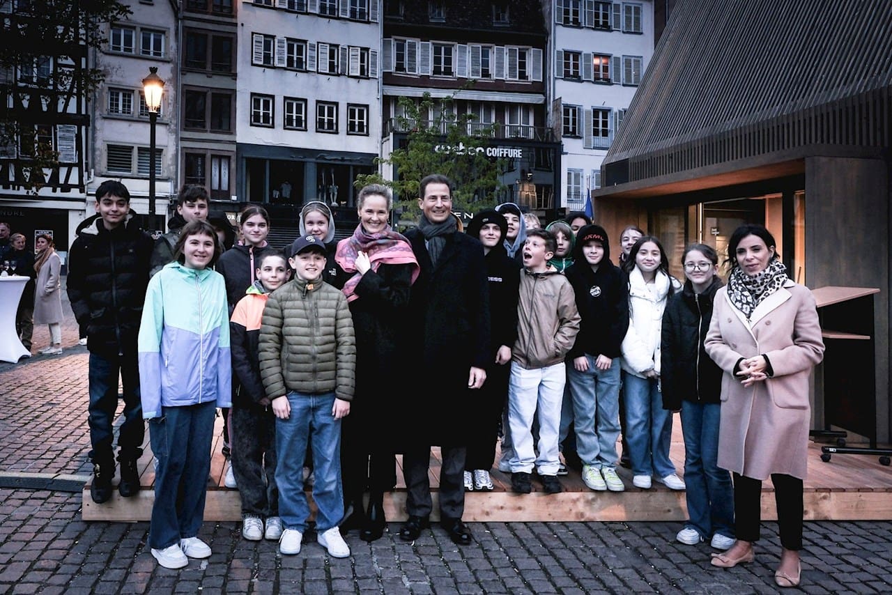 Hereditary Prince and Princess of Liechtenstein meet school competition