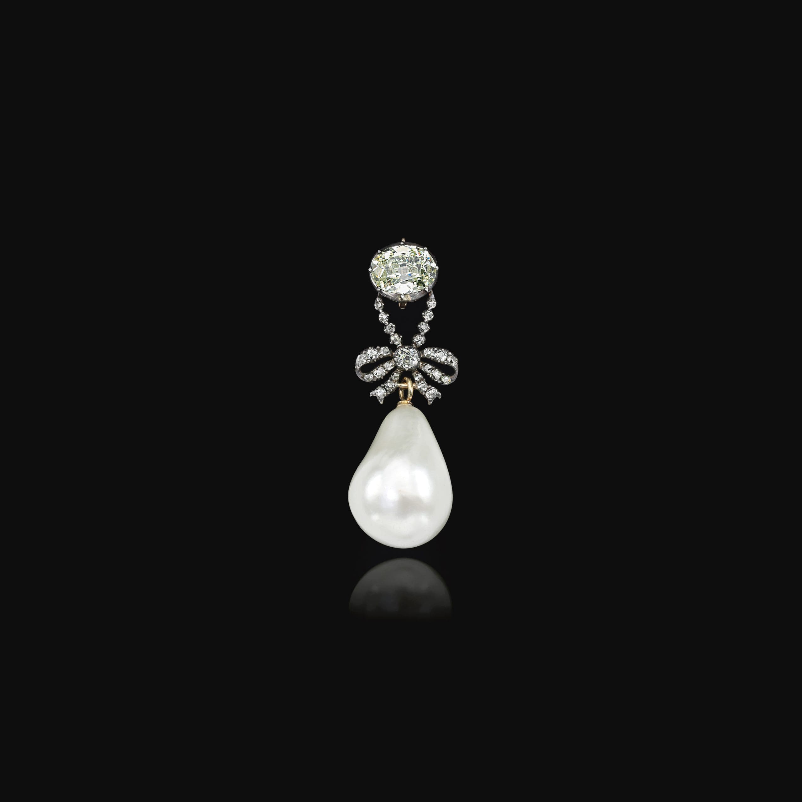 Marie-Antoinette's Pearl jewels. Heidi Horten Collection. © Sotheby's / Bridgeman Images.