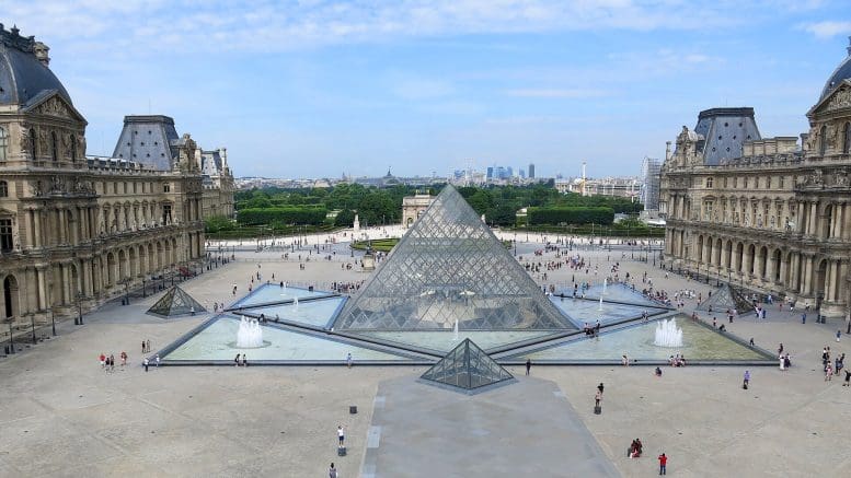 louvre