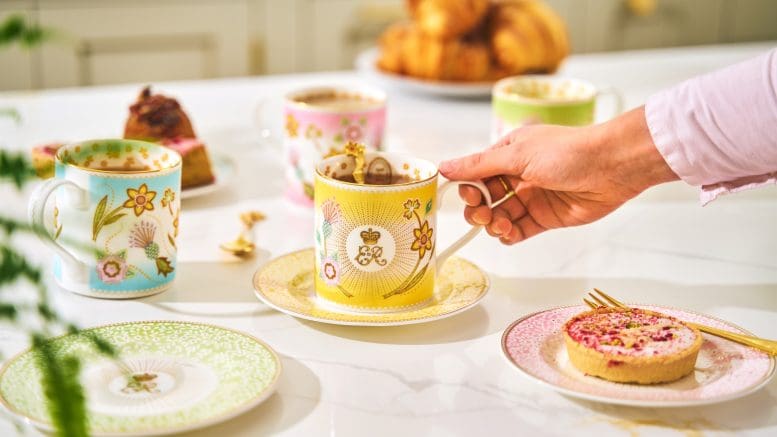 QUEEn elizabeth ii chinaware